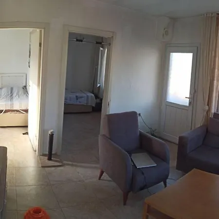 Holiday home 2+1 In Gulbahce. The Cats In The Photos Won't Be At And The Will Be Cleared Thoroughly. 1 Minute To Beach 10 Minutes To Surf House. Urla